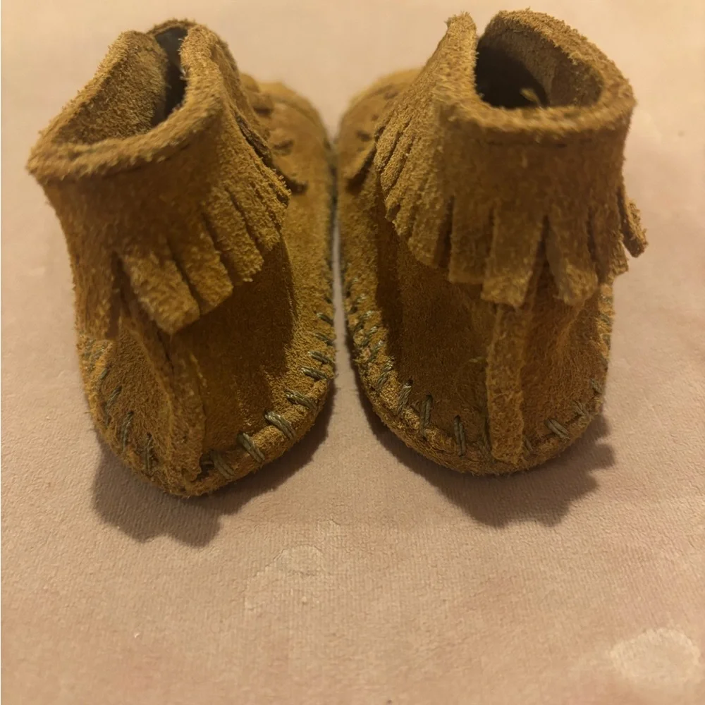 Toddler Size 4 Suede Fringe Moccasins in Brown with Velcro strap